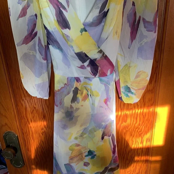 DKNY Women's Dress Size 4 - Picture 2 of 6